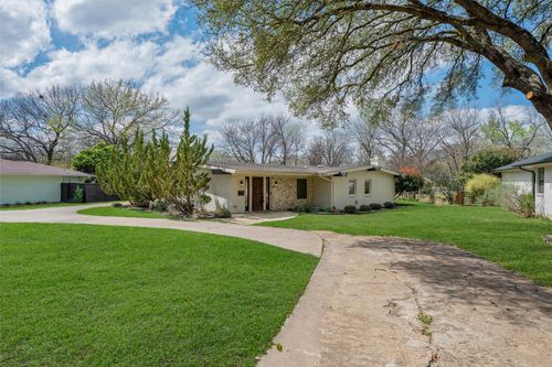 713 Finch Ave, McKinney, TX, 75069-3619 | Card Image