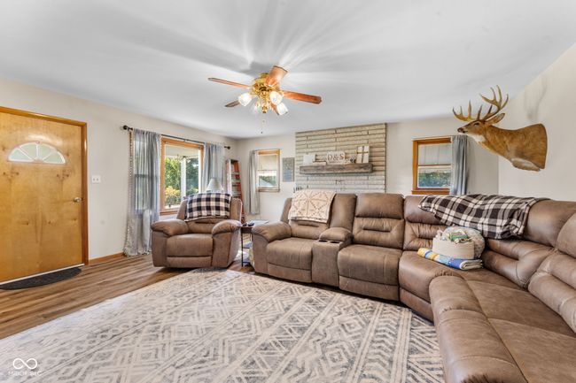 1832 S Walnut Grove Rd, House other with 2 bedrooms, 1 bathrooms and null parking in Bloomfield IN | Image 6