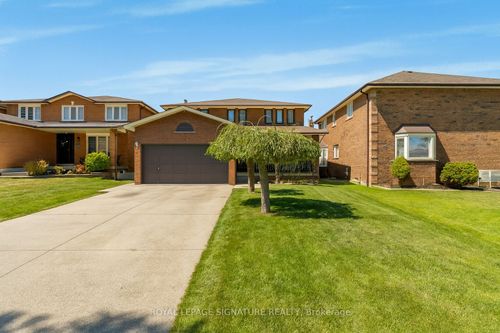 71 Marieta St, Woodbridge, ON, L4L7T2 | Card Image