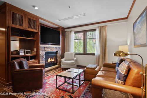 8402winter-interest-16-39 Boomerang Rd, Aspen, CO, 81611-4308 | Card Image