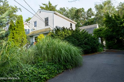 28 Florence Ave, Leonardo, NJ, 07737-1015 | Card Image