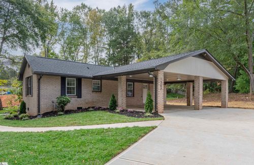 1307 Ne Main St, Simpsonville, SC, 29681-6021 | Card Image