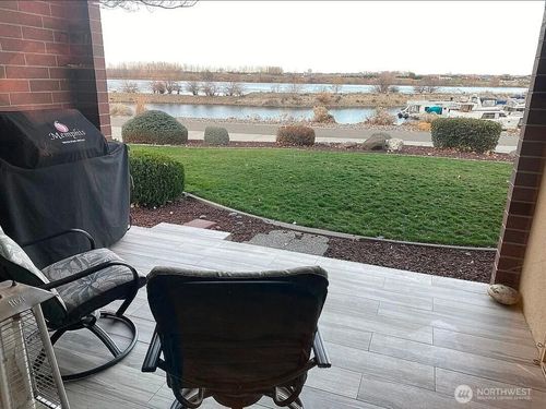 unit-d101-300 Columbia Point Dr, Richland, WA, 99352-4300 | Card Image