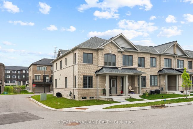 2670 Delphinium Trail, House attached with 4 bedrooms, 3 bathrooms and 1 parking in Pickering ON | Image 5