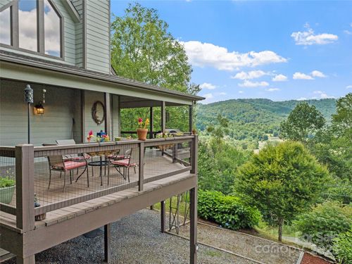 272 Appaloosa Trl, Burnsville, NC, 28714-6329 | Card Image