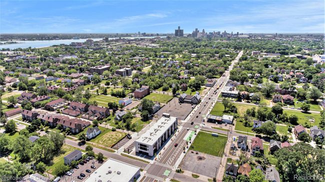 212 - 7410 Kercheval St, Condo with 2 bedrooms, 2 bathrooms and null parking in Detroit MI | Image 17