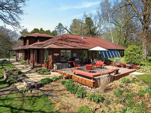 5765 Mill Rd, Dodgeville, WI, 53533-8857 | Card Image