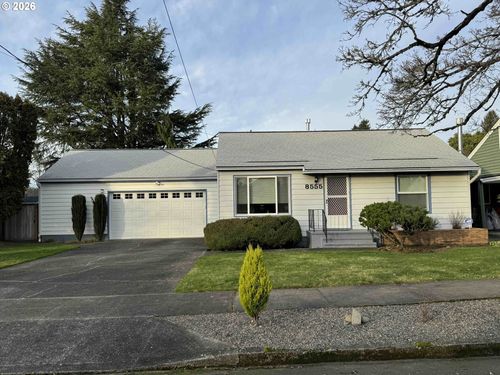 8555 Ne Duddleson St, Portland, OR, 97220 | Card Image