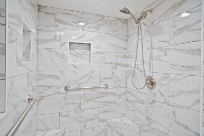 Bathroom | Image 31