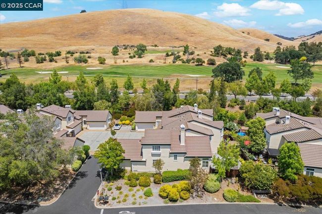 1359 Shell Ln, Townhouse with 3 bedrooms, 3 bathrooms and 2 parking in Clayton CA | Image 51