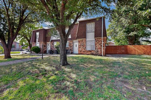 11348 Mccree Rd, Dallas, TX, 75238-3216 | Card Image