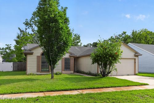 3939 English Colony Dr S, Jacksonville, FL, 32257-7058 | Card Image