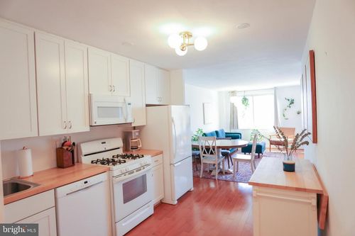 apt-803-5406 Connecticut Ave Nw, WASHINGTON, DC, 20015-2855 | Card Image