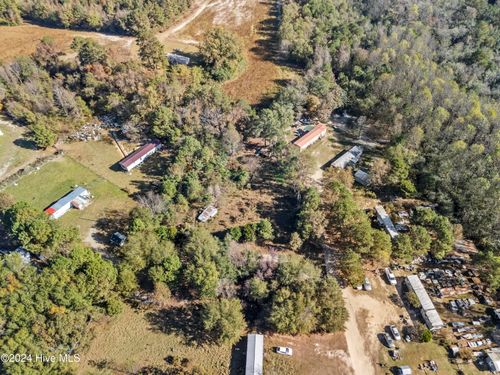 189 Amra Dr, Warsaw, NC, 28398-8809 | Card Image