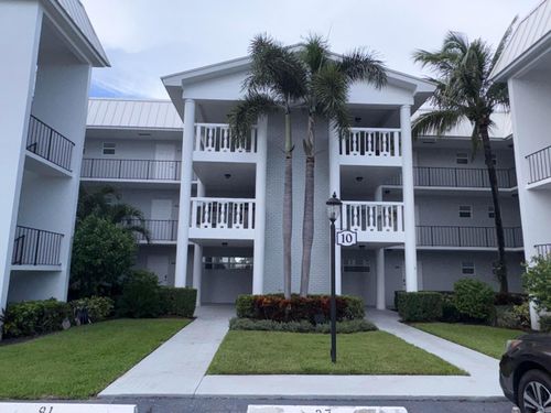 305-10 Colonial Club Dr, Boynton Beach, FL, 33435-8335 | Card Image