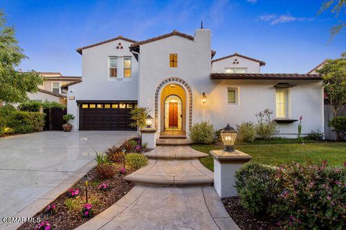 4998 Via Santana, Newbury Park, CA, 91320-6982 | Card Image