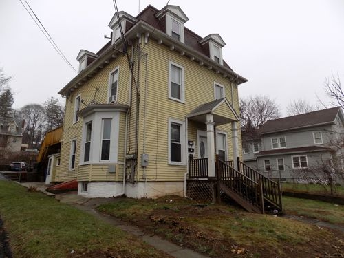 apt-1st-73 Prospect St, New Britain, CT, 06051-6016 | Card Image