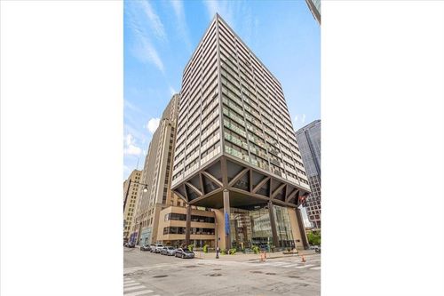 609-1101 Walnut St, Kansas City, MO, 64106-4200 | Card Image