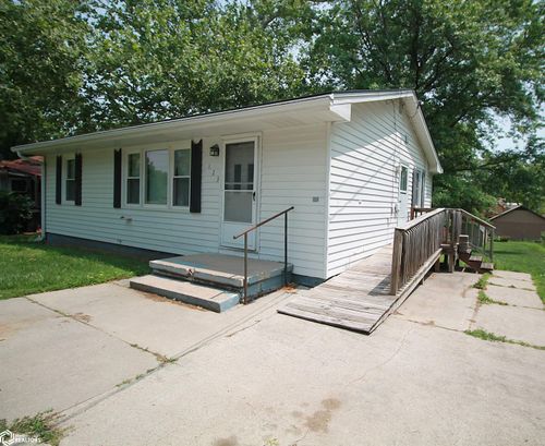 123 N 21st Street, Clarinda, IA, 51632 | Card Image