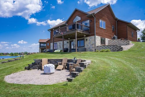 N8432 Lookout Point Ct, New Lisbon, WI, 53950-9112 | Card Image
