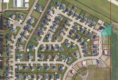 465 Skylane St, Kindred, ND, 58051-4516 | Card Image