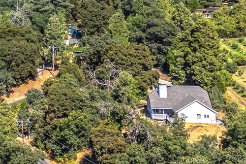 39065 Oak Glen Rd, Oak Glen, CA, 92399-9599 | Card Image
