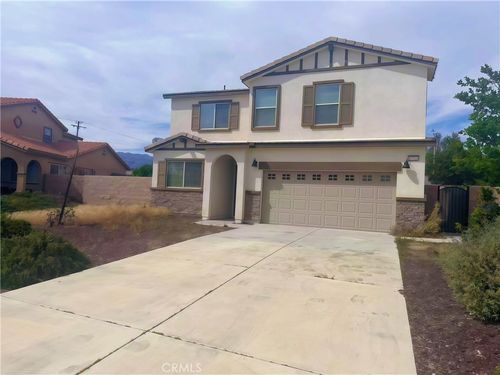 17324 Blossom Ct, Fontana, CA, 92336-2131 | Card Image