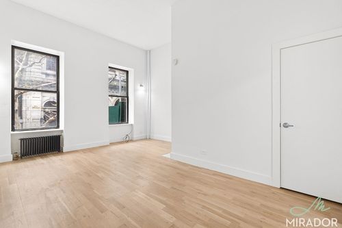 2f-39 W 16th St, New York, NY, 10011-6384 | Card Image