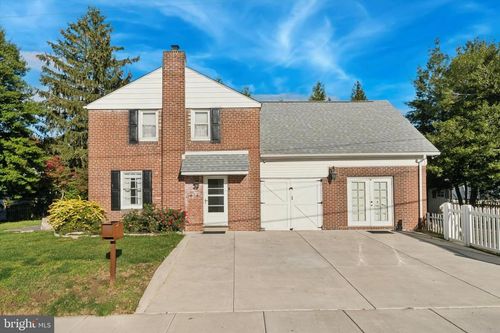 614 Wises Mill Rd, PHILADELPHIA, PA, 19128-3114 | Card Image