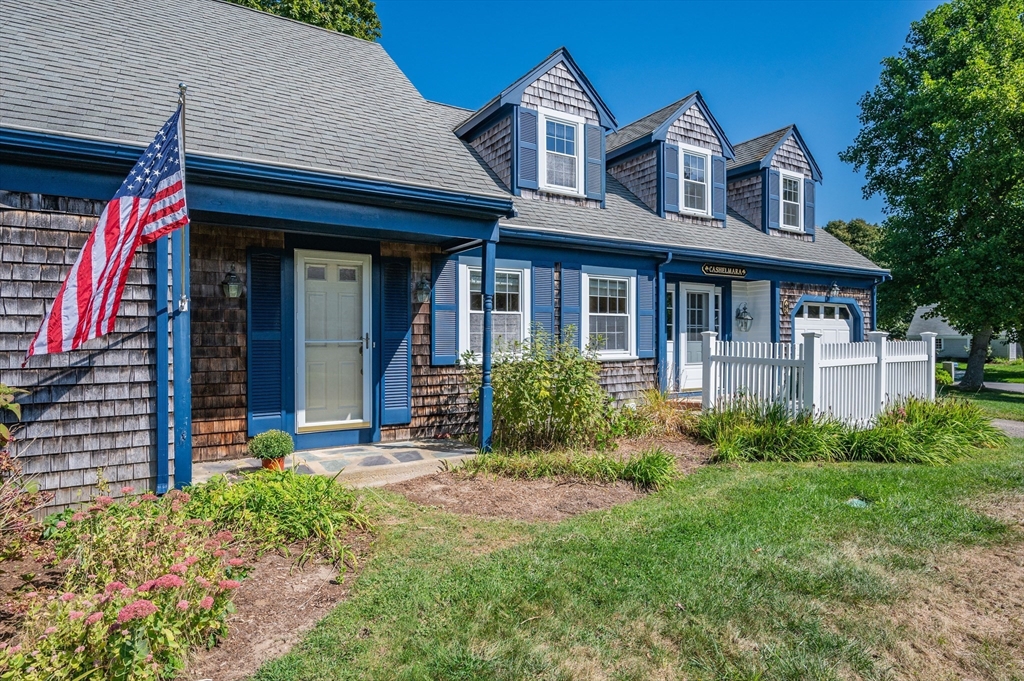 Cornerwood Dr, Harwich, MA 02645