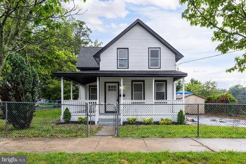 400 N 7th St, VINELAND, NJ, 08360-3734 | Card Image