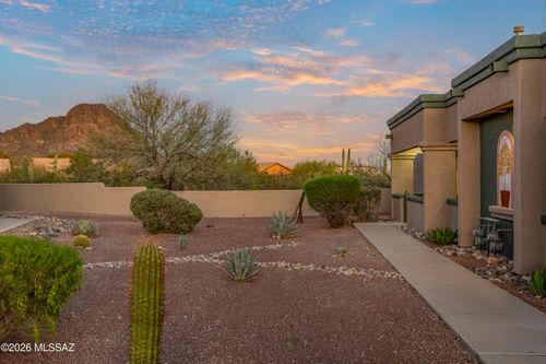 5702 W Treasure Cove Loop, Tucson, AZ, 85713 | Card Image