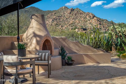 6862 E Nightingale Star Cir, Scottsdale, AZ, 85266-7044 | Card Image