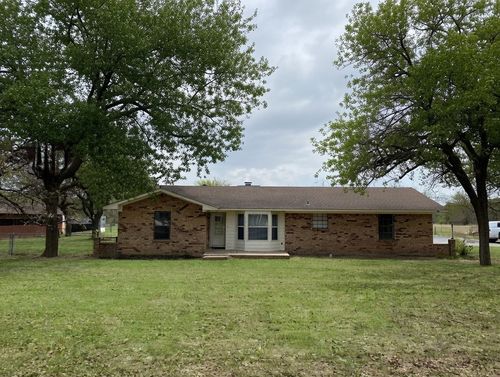 310 Centeridge Ln, Graham, TX, 76450-6437 | Card Image