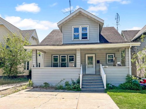 806 E Main St, Reedsburg, WI, 53959-1735 | Card Image