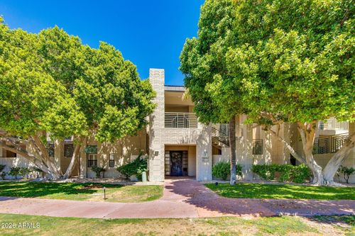 57-2802 E Camino Acequia Drive, Phoenix, AZ, 85016 | Card Image