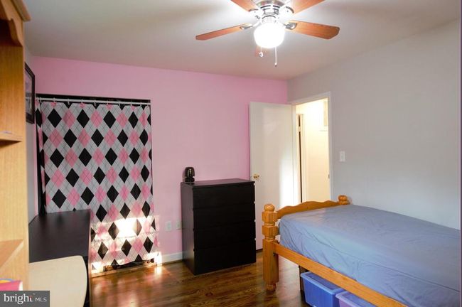 6403 Limerick Ct, House other with 4 bedrooms, 3 bathrooms and null parking in SPRINGFIELD VA | Image 27