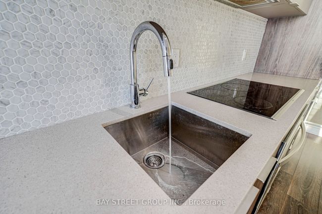 1211 - 2 Sonic Way, Condo with 2 bedrooms, 2 bathrooms and 1 parking in North York ON | Image 17