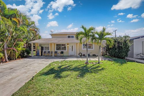 1400 Cardinal Ln, Lantana, FL, 33462-4208 | Card Image