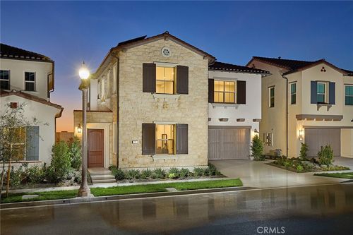 113 Oakstone, Irvine, CA, 92618-3552 | Card Image