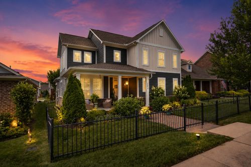 1531 Drakes Creek Rd, Hendersonville, TN, 37075-8637 | Card Image