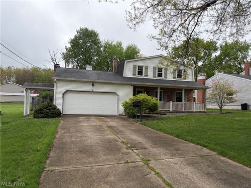 6137 Acatello Pl, Poland, OH, 44514-1805 | Card Image