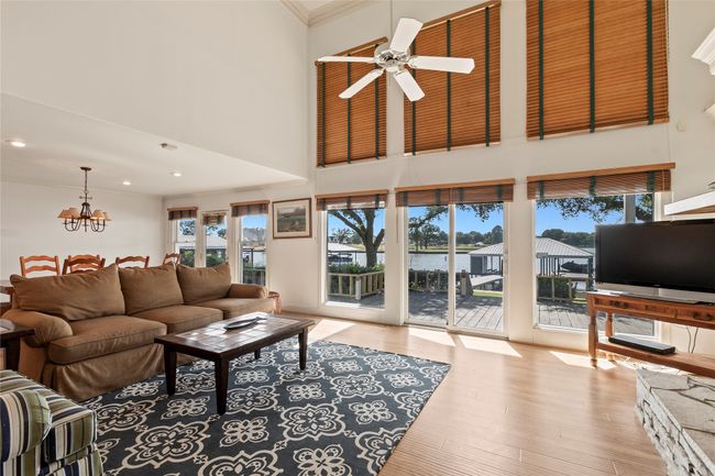 2213 N Wind Dr, House other with 4 bedrooms, 3 bathrooms and null parking in Tool TX | Image 9