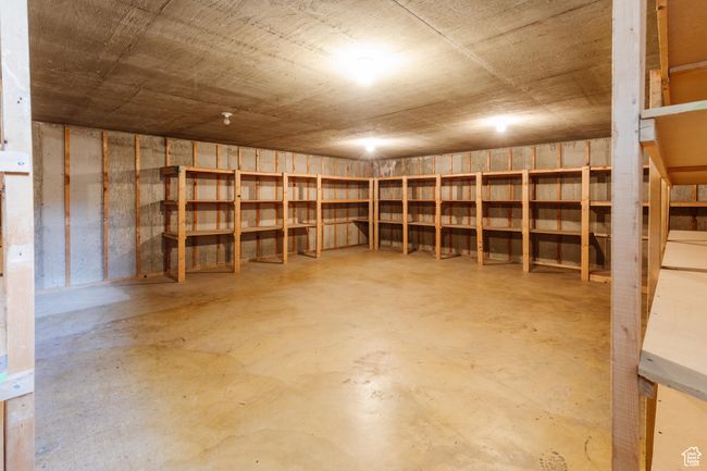 View of unfinished basement | Image 32