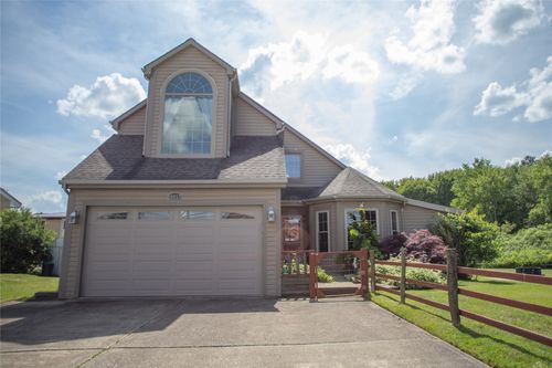 10857 Aldina Dr, Conneaut Lake, PA, 16316-2715 | Card Image