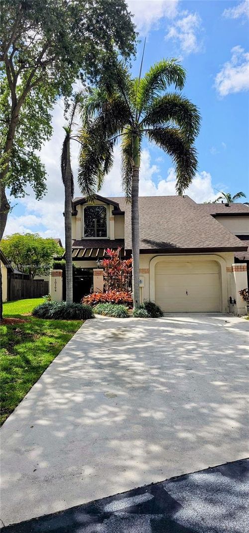 10194-10194 Sw 137th Ct, Miami, FL, 33186-6828 | Card Image