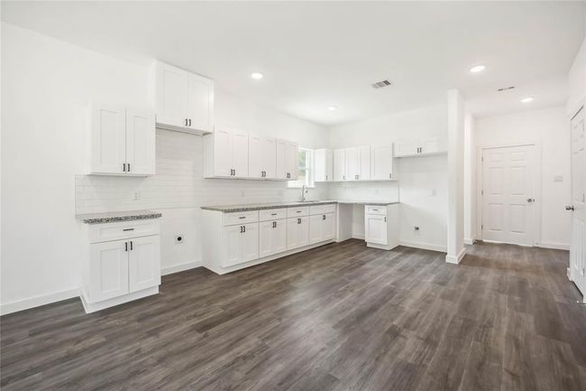 5608 Hollow Pines Dr, House other with 3 bedrooms, 4 bathrooms and 1 parking in Houston TX | Image 12
