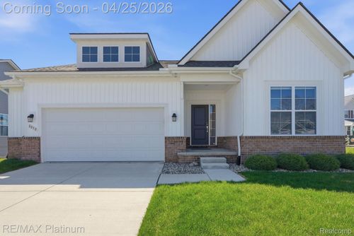 8050 Carston Ln, Brighton, MI, 48116-6827 | Card Image