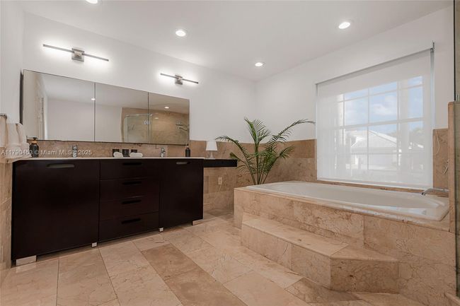 0 - 9431 Sw 212 Th Ter, House other with 4 bedrooms, 3 bathrooms and null parking in Cutler Bay FL | Image 22