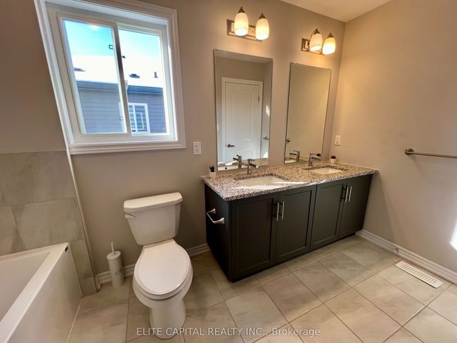 8125 Brookside Dr, House other with 4 bedrooms, 4 bathrooms and 4 parking in Niagara Falls ON | Image 20